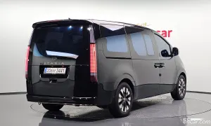 Hyundai Staria Inspiration HEV 1.6 Lounge 9-Seater 2024