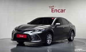 Toyota Camry 2.5 LE Hybrid 2022