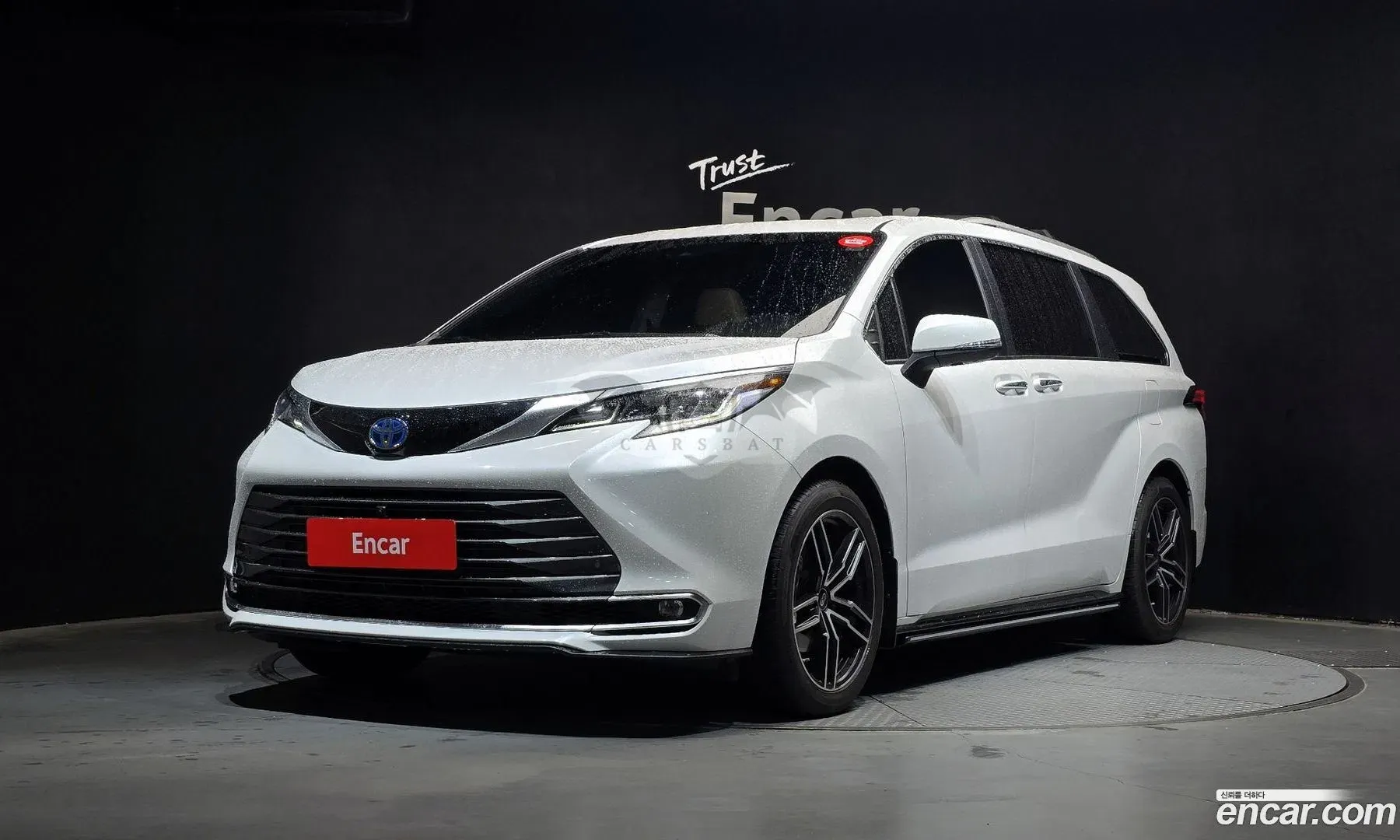 Toyota Sienna 2.5 Hybrid AWD 2024