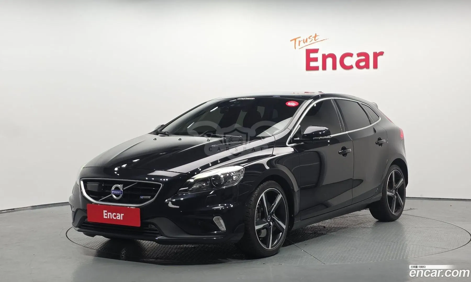 Volvo V40 2nd T5 2015