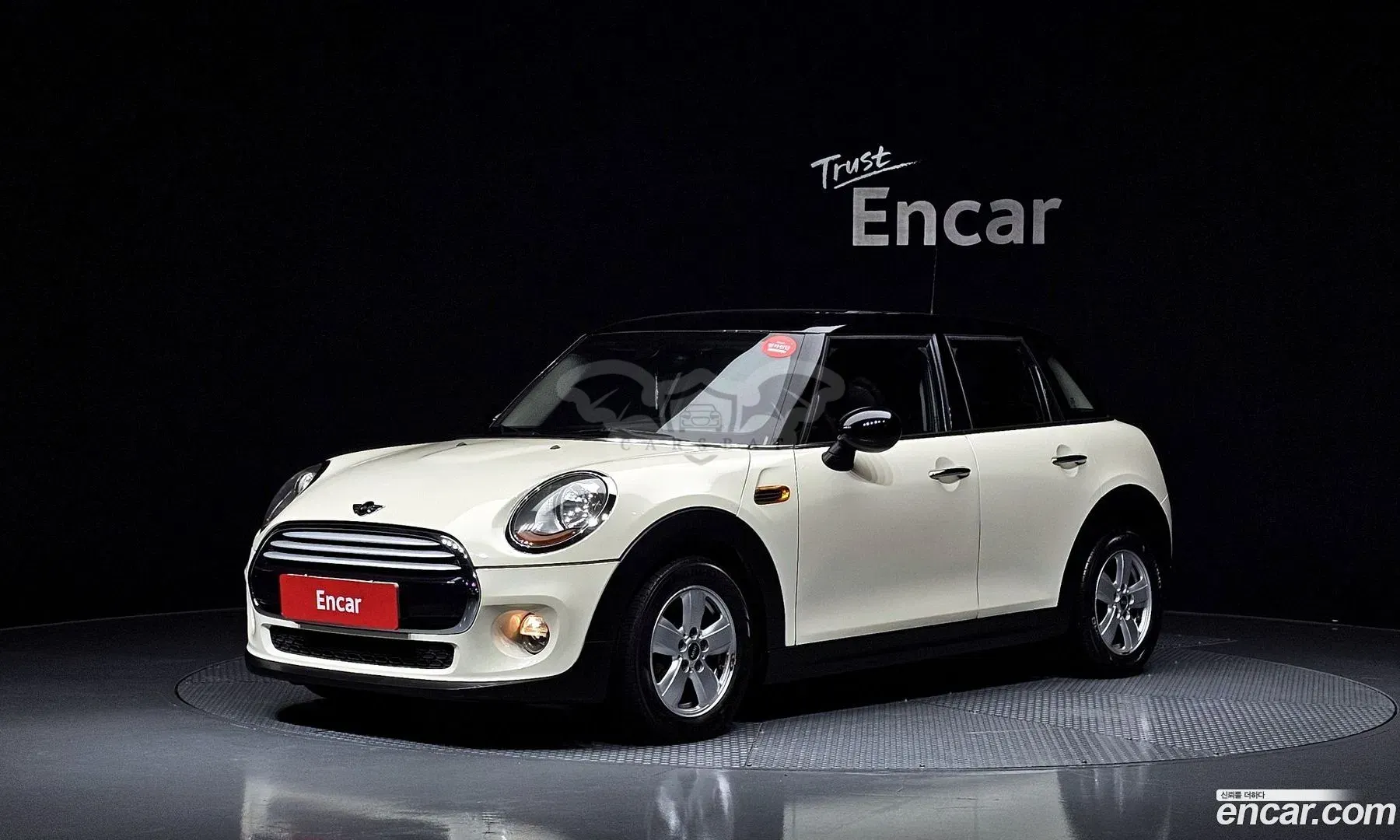 Mini Cooper 3rd 5Door Standard 2015
