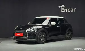 Mini Cooper Third Generation 5Door Classic 2023