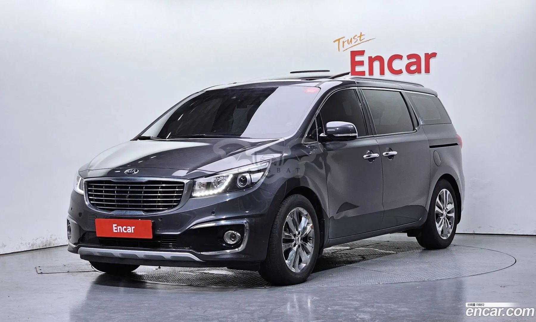 Kia Canival 9-Seater Noblesse Special 2017