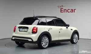Mini Cooper 3rd 5-Door Classic Plus 2021