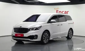 Kia Canival 9-seater Luxury 2017