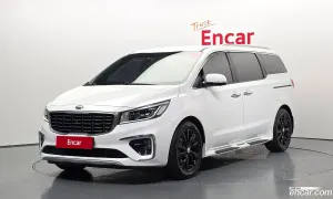 Kia Canival President 7-Seater Limousine 2018