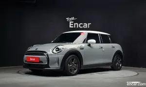 Mini Cooper Third Generation 5Door Classic Launch Pack 2022