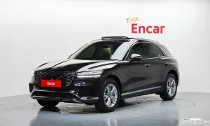 Genesis Gv70 2.5T Gasoline AWD 2025