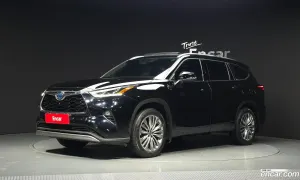 Toyota Highlander 2.5 4WD Platimum 2023