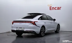 Kia K8 Noblesse 2.5 Gasoline 2WD 2022