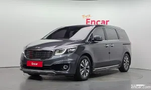 Kia Canival 9-seater Luxury 2016