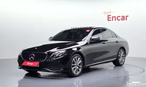 Mercedes-benz E-class E300 4MATIC Avnatgarde 2019