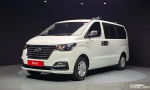 Hyundai Starex Modern Van 5-Seater 2018