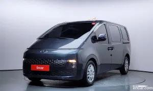 Hyundai Staria Modern Cargo 3-Seater 2023