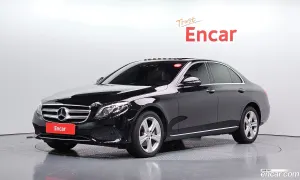 Mercedes-benz E-class E220d 4MATIC Avantgarde 2017