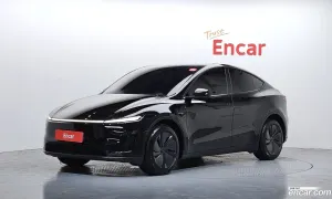 Tesla Model y Long Range AWD 2025