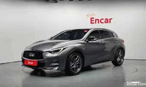 Infiniti Q30 2.0 Premium 2017
