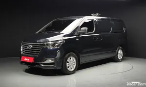Hyundai Starex Smart Van 3-Seater 2019