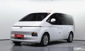 Hyundai Staria Modern 4WD Tourer 11-Seater 2022