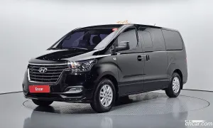 Hyundai Starex Modern Van 5-Seater 2018