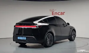 Tesla Model y RWD 2025