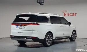 Kia Canival 7-Seater Signature 2023