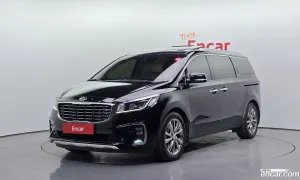 Kia Canival VIP 7-Seater Limousine 2018