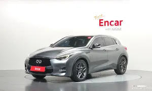 Infiniti Q30 2.0 Premium 2017