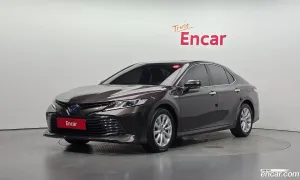 Toyota Camry 2.5 LE Hybrid 2021