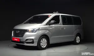 Hyundai Starex Modern Van 5-Seater 2019