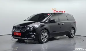Kia Canival 9-seater Prestige 2016