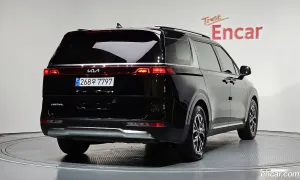 Kia Canival 9-Seater Noblesse 2023