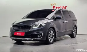 Kia Canival 9-seater Luxury 2017