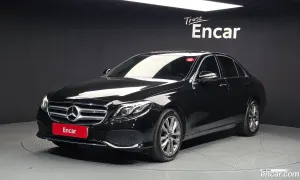 Mercedes-benz E-class E300 4MATIC Avnatgarde 2019