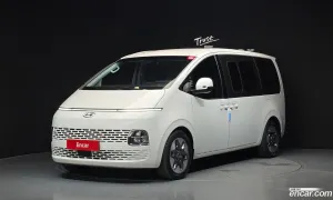 Hyundai Staria Modern Tourer 9-Seater 2021