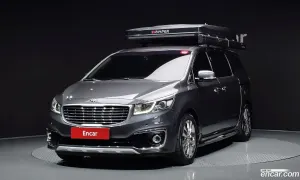 Kia Canival VIP 7-seater Limousine 2017