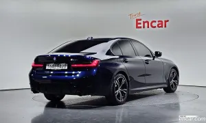 Bmw 3-series 320i M Sport 2025