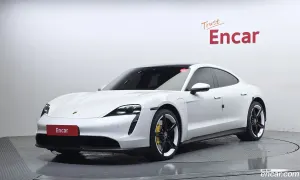 Porsche Taycan 4S 2021