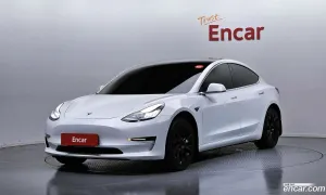 Tesla Model 3 Standard Range Plue RWD 2020