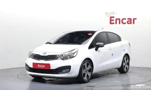 Kia Pride Prestige 1.6 GDI Sedan 2012