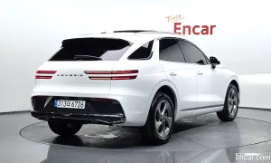 Genesis Gv70 2.5T Gasoline AWD 2025