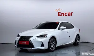 Lexus Is Supreme 2017