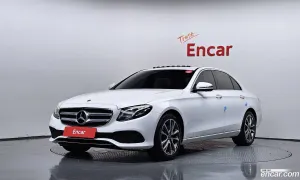 Mercedes-benz E-class E300 4MATIC Avnatgarde 2019