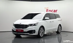 Kia Canival VIP 7-seater Limousine 2017