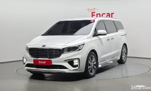Kia Canival VIP 7-Seater Limousine 2019