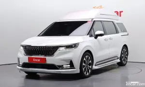 Kia Canival Signature 9-Seater Hi-Limousine 2023
