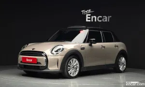 Mini Cooper Third Generation 5Door Classic Plus Launch Pack 2021