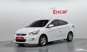 Hyundai Accent 1.4 VVT Modern 2013