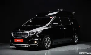 Kia Canival Prestige 9-seater Hi-Limousine 2016
