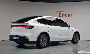 Tesla Model y L Long Range AWD 2026